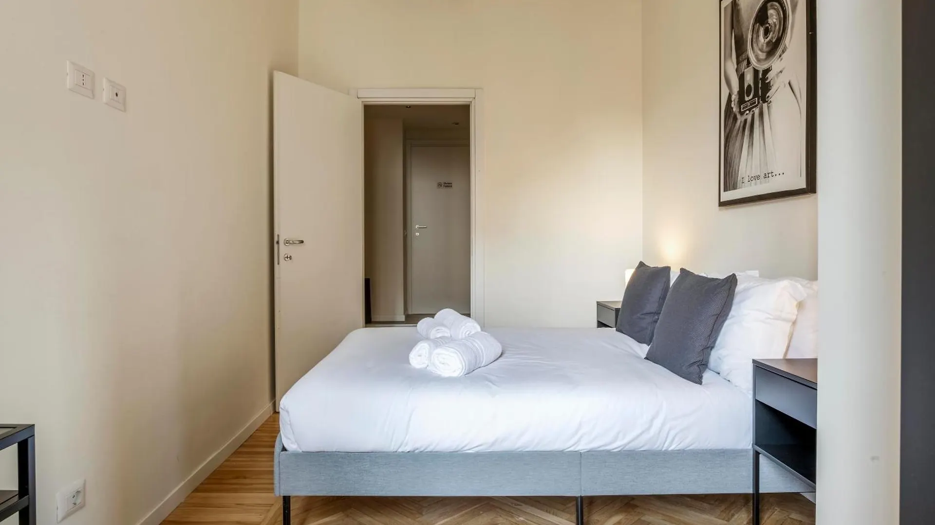 Elegant Brand New Apartments Near Duomo Milano