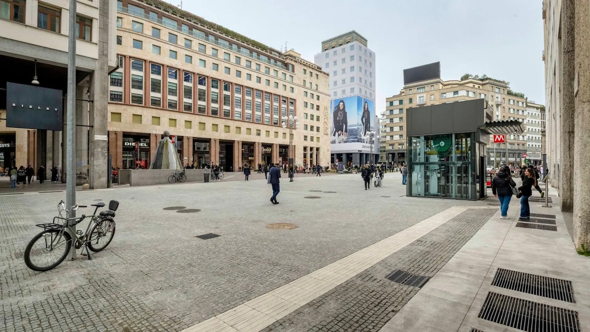 Elegant Brand New Apartments Near Duomo Milano