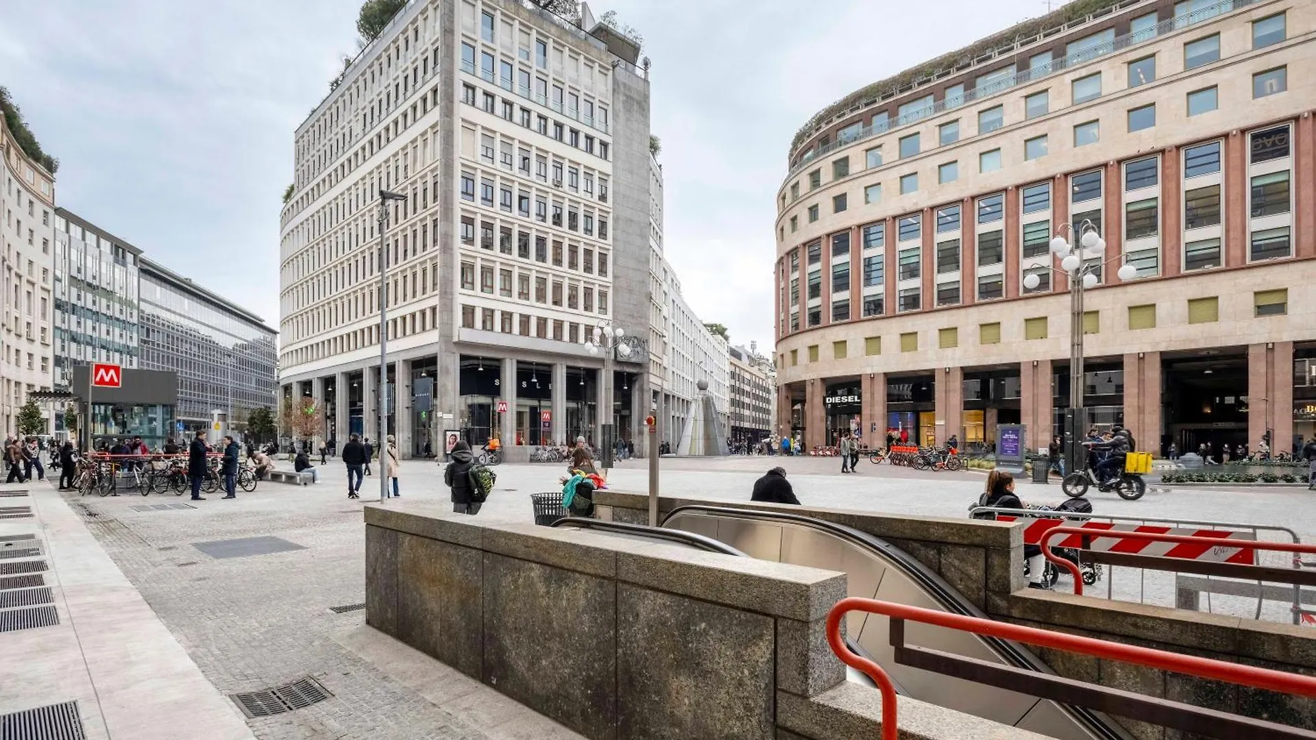 Elegant Brand New Apartments Near Duomo Milano